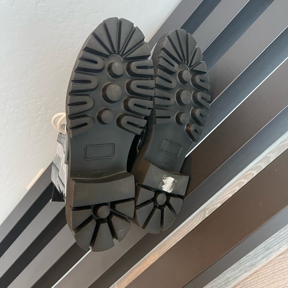 MOSCHINO Logo Synthetic Patent Leather Combat Lace Up Boot Size 39 NEW - Picture 6 of 12